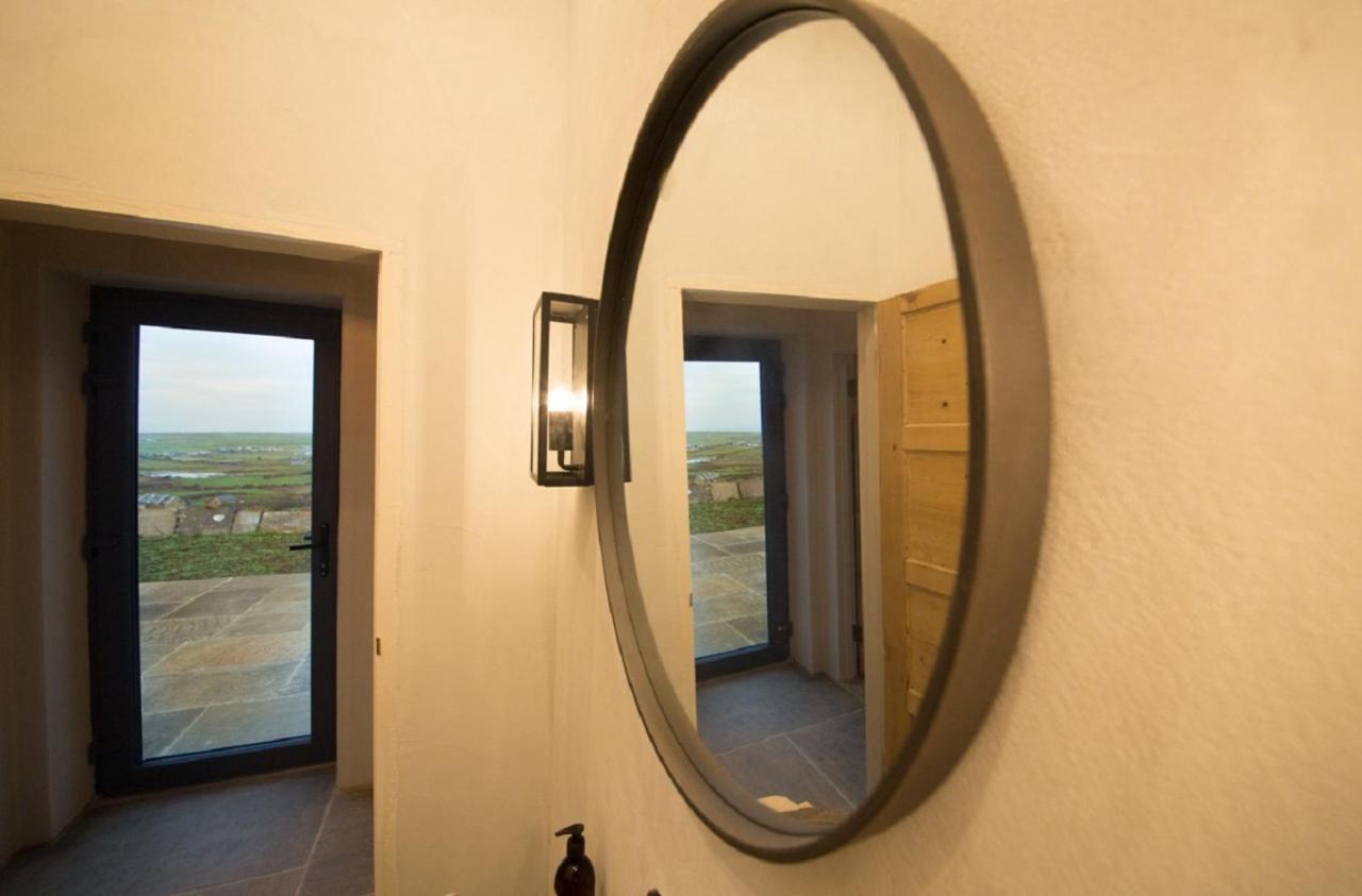 Elfin Cottage Doolin Exterior photo
